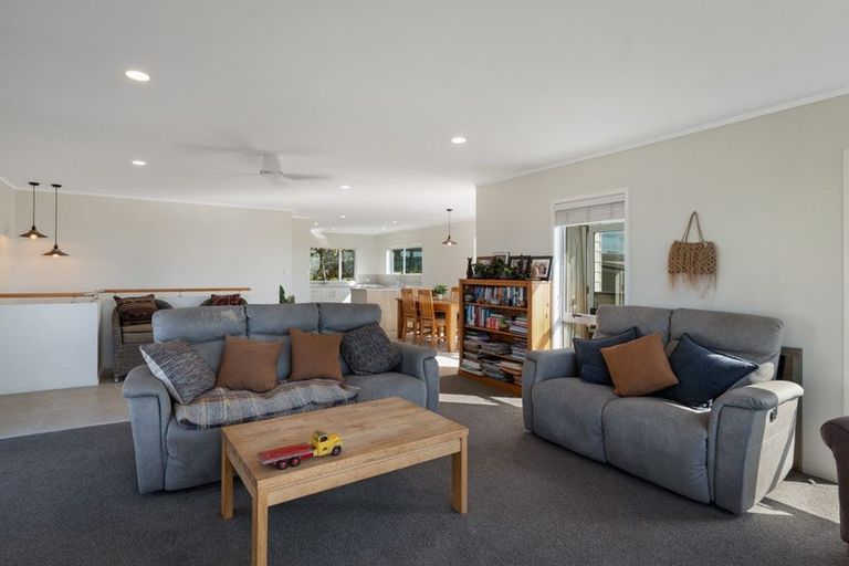 Photo of property in 148 Seaforth Road, Waihi Beach, 3611