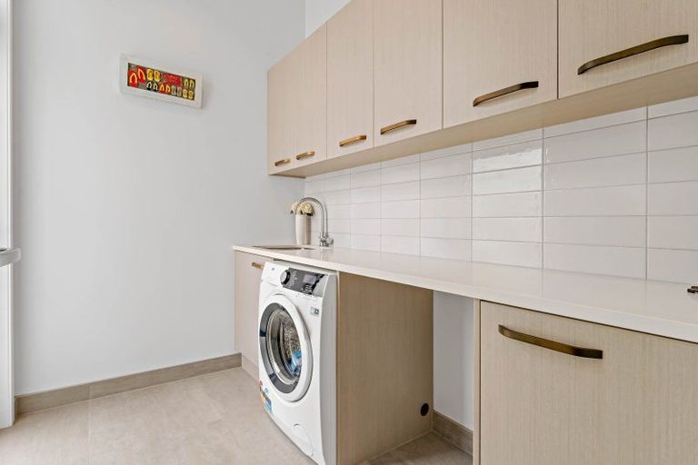 Photo of property in 5/73a The Parade, Bucklands Beach, Auckland, 2012