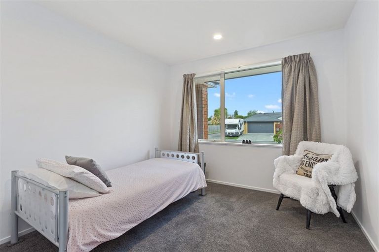 Photo of property in 23 Paget Drive, Woodend, 7610