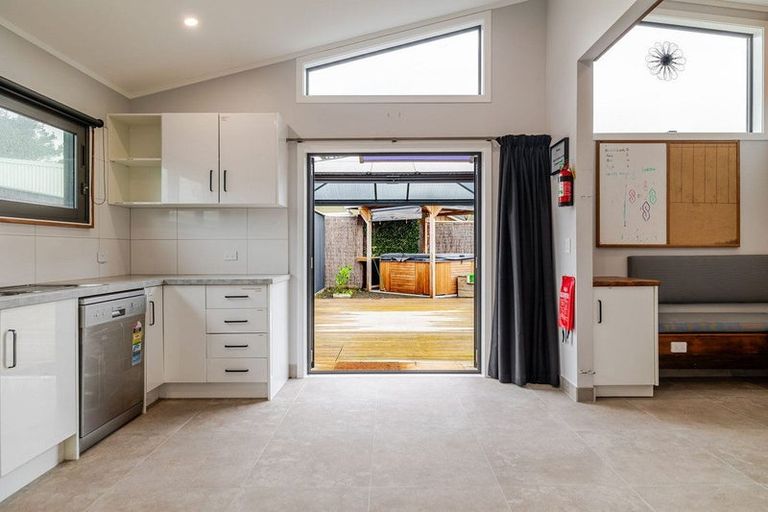 Photo of property in 71 Punga Street, Tangimoana, 4822