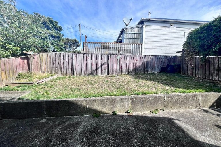Photo of property in 43 Herald Street, Berhampore, Wellington, 6023