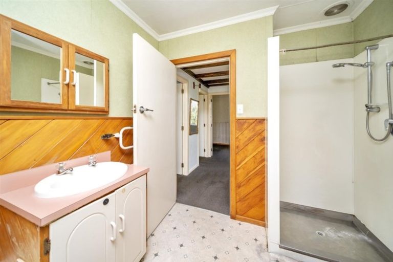 Photo of property in 160 Waihi Road, Hawera, 4610