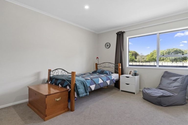 Photo of property in 40 Woodside Road, Matangi, Hamilton, 3284