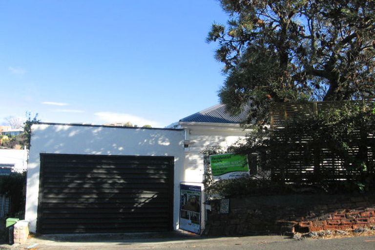 Photo of property in 5 Clyde Road, Bluff Hill, Napier, 4110