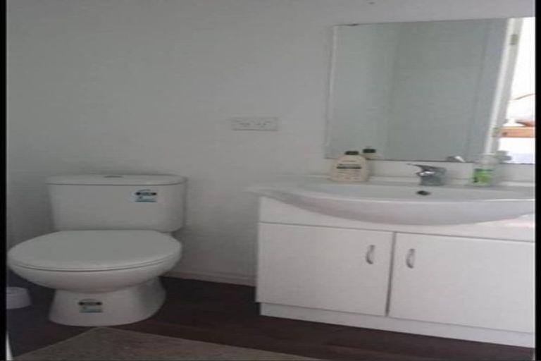 Photo of property in 22a Heath Street, St Andrews, Hamilton, 3200