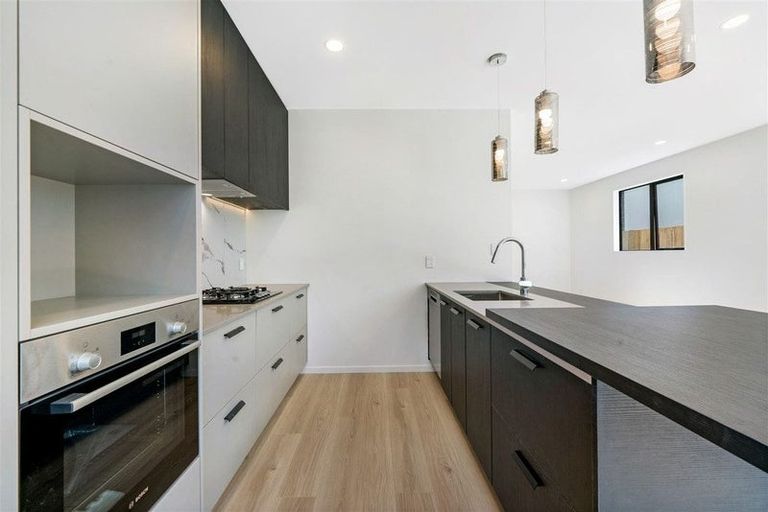 Photo of property in 5 Clara Road, Silverdale, 0932