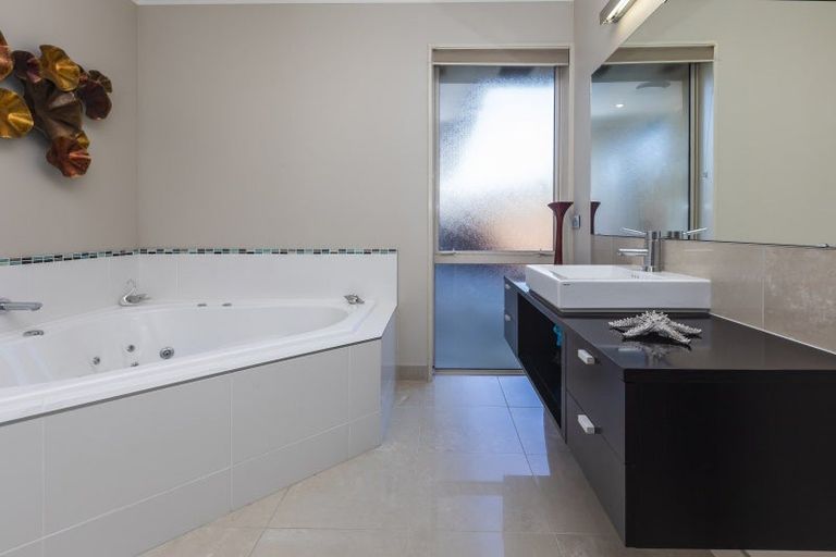 Photo of property in 48 Rotherham Drive, West Melton, 7618