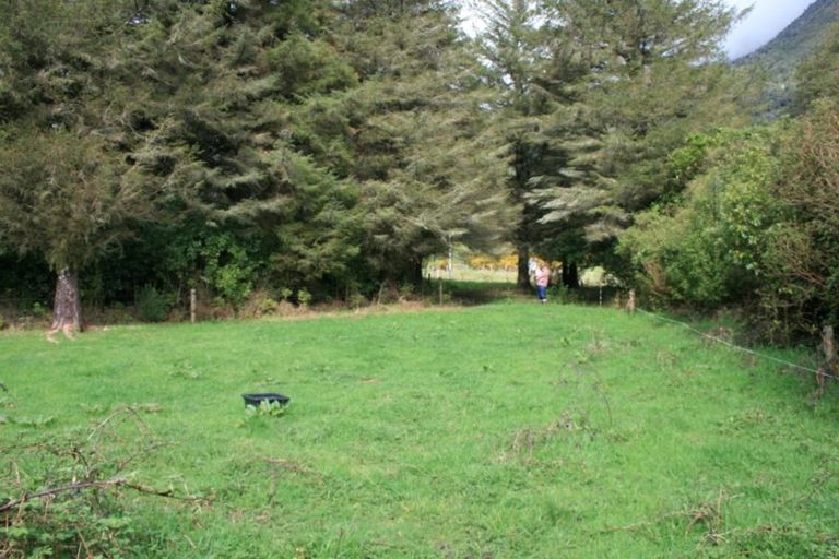 Photo of property in 73 Jacksons Road, Lyttelton, 8082