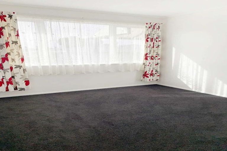 Photo of property in 31 Simpson Road, Ranui, Auckland, 0612