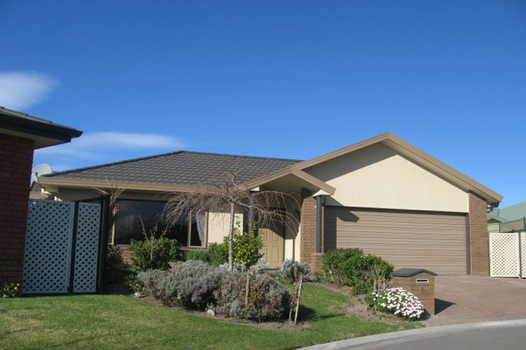 Photo of property in 5 Rosehill Way, Taradale, Napier, 4112