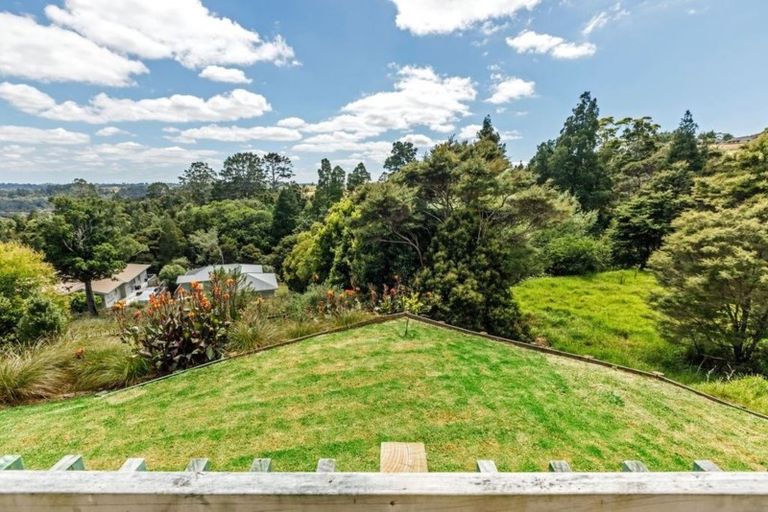 Photo of property in 22a Viridian Lane, Greenhithe, Auckland, 0632