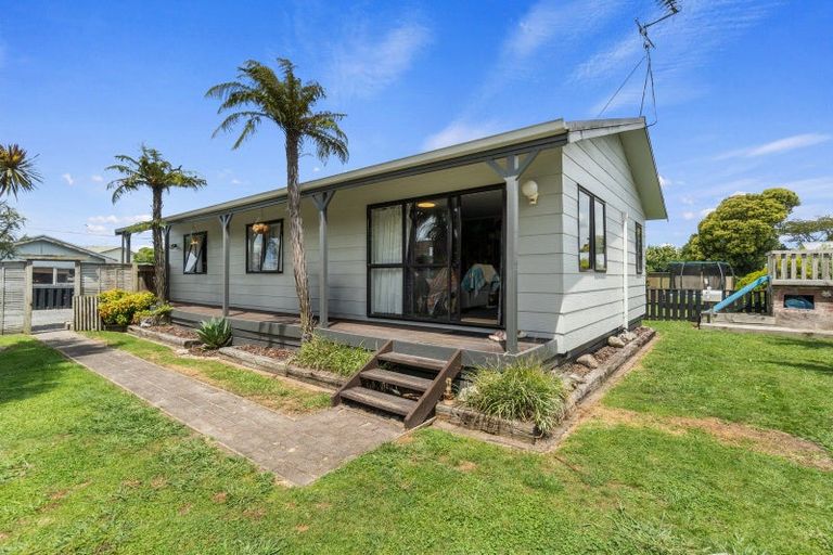 Photo of property in 14 Sunnyside Road, Nawton, Hamilton, 3200