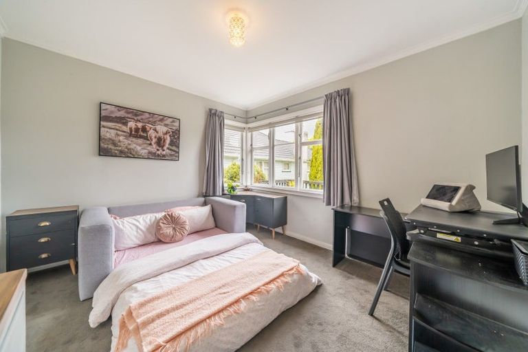 Photo of property in 14 Pempsey Street, Silverstream, Upper Hutt, 5019