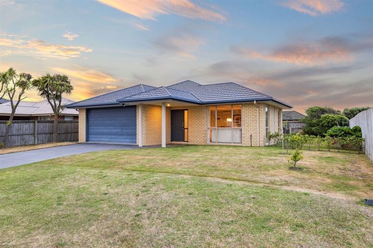 Photo of property in 7 Stout Street, Waimairi Beach, Christchurch, 8083