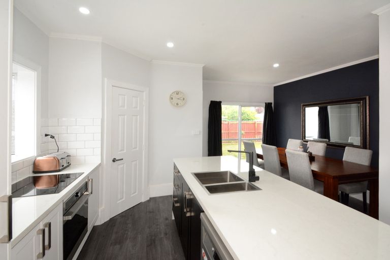 Photo of property in 32 Mure Street, Mosgiel, 9024