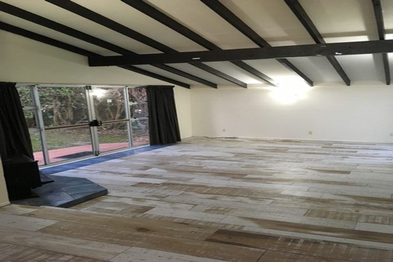 Photo of property in 12 Venus Place, Whitby, Porirua, 5024