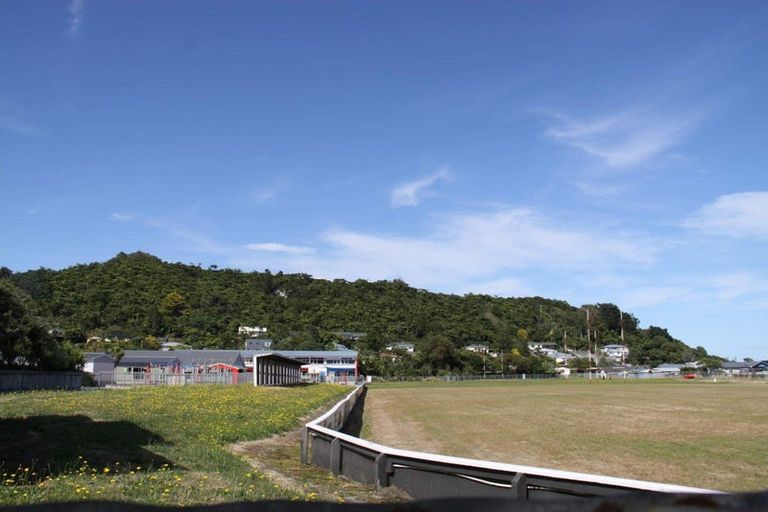 Photo of property in 32 Marlborough Street, Greymouth, 7805