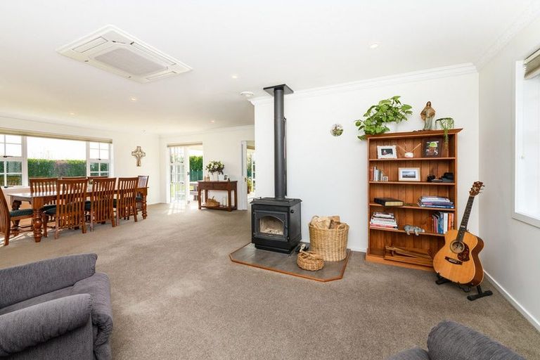 Photo of property in 137 Mount Taylor Drive, Feilding, 4775