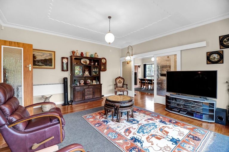 Photo of property in 33 Rogan Street, New Plymouth, 4310