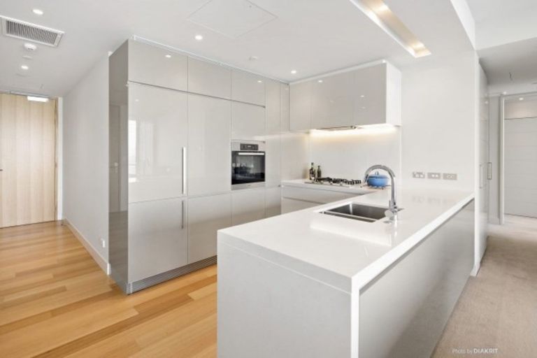 Photo of property in Clyde Quay Wharf, 2a/6 Clyde Quay Wharf, Te Aro, Wellington, 6011