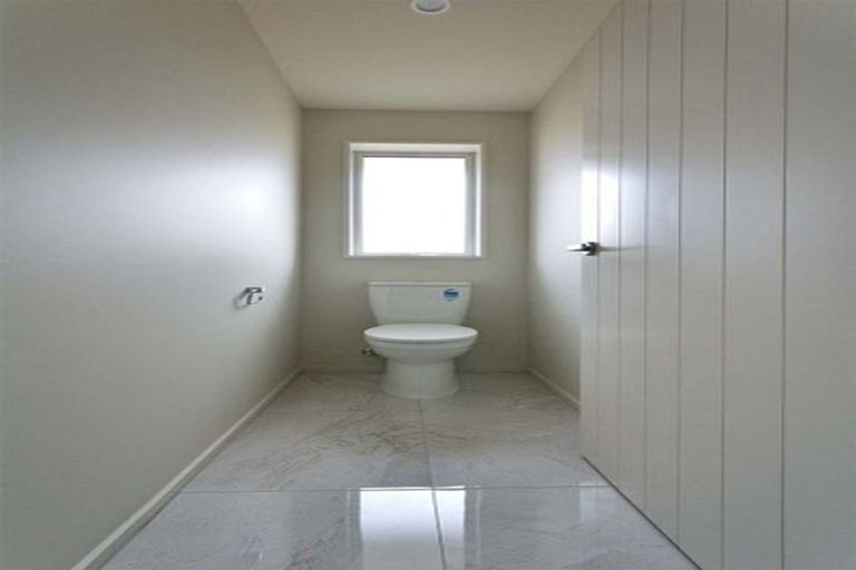 Photo of property in 6 Keeper Close, Woodend, 7610