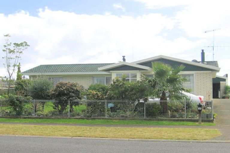 Photo of property in 119 Charleston Avenue, Whangamata, 3620