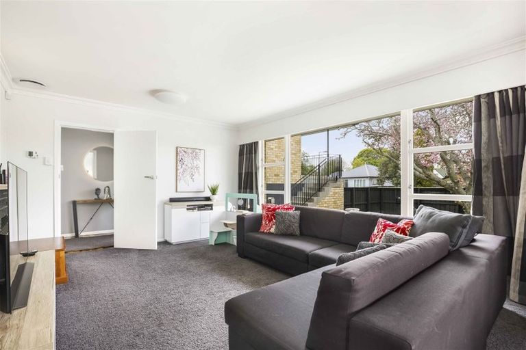 Photo of property in 4 Gordon Street, Hillcrest, Hamilton, 3216