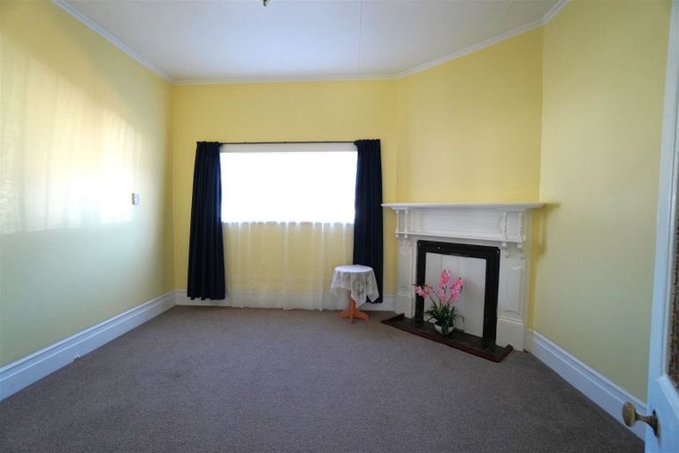 Photo of property in 6 Durham Street, Picton, 7220