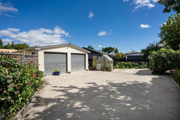 Photo of property in 68 Clare Street, Cambridge, 3434