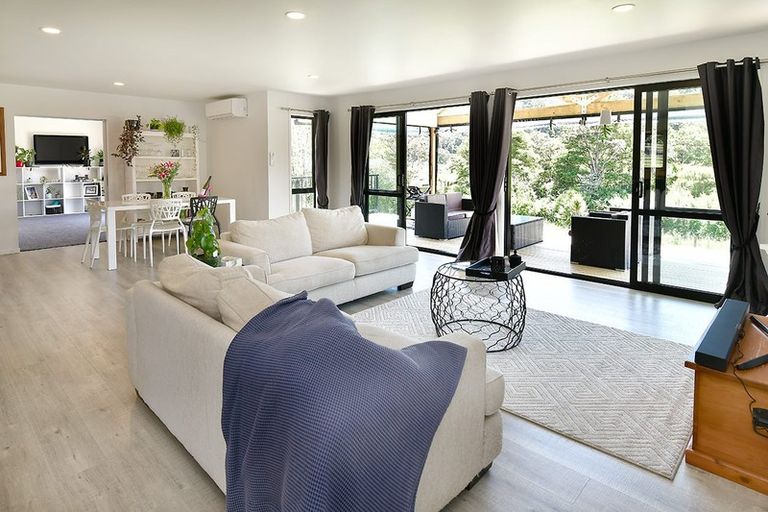 Photo of property in 79 Kanohi Road, Kaukapakapa, 0873