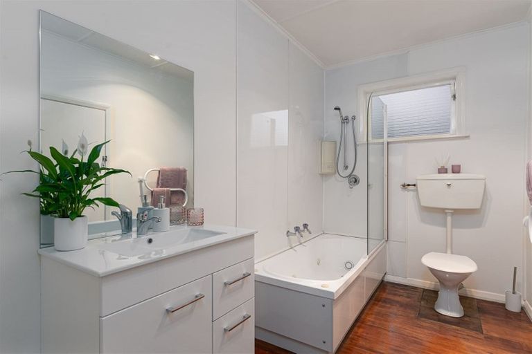 Photo of property in 129 High Street, Solway, Masterton, 5810