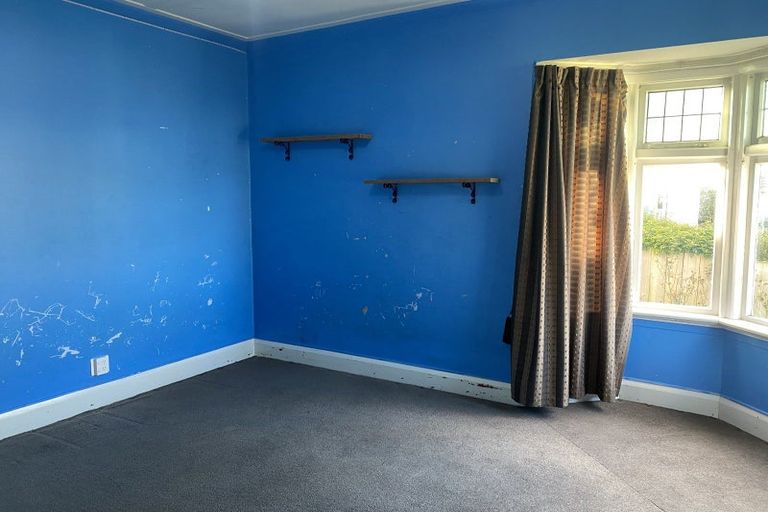 Photo of property in 16 Greta Street, South Hill, Oamaru, 9400