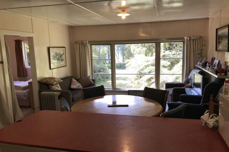 Photo of property in 60 Sunny Bight Road, Lake Kaniere, Kokatahi, 7881