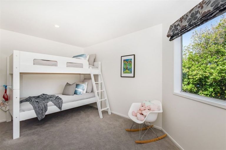 Photo of property in 45a Williamson Avenue, Belmont, Auckland, 0622