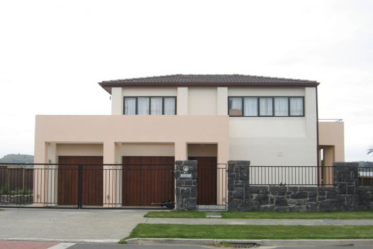Photo of property in 44 Compass Way, Half Moon Bay, Auckland, 2012