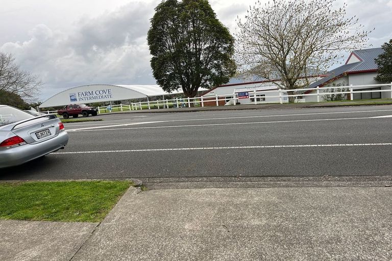 Photo of property in 39a Butley Drive, Farm Cove, Auckland, 2012