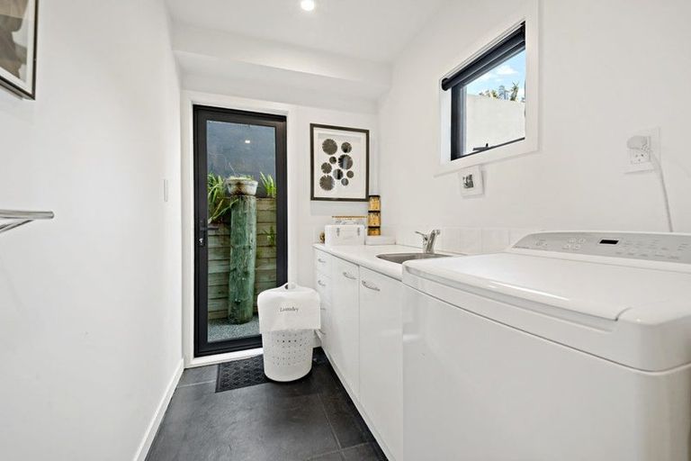 Photo of property in 1/58 The Parade, Bucklands Beach, Auckland, 2012