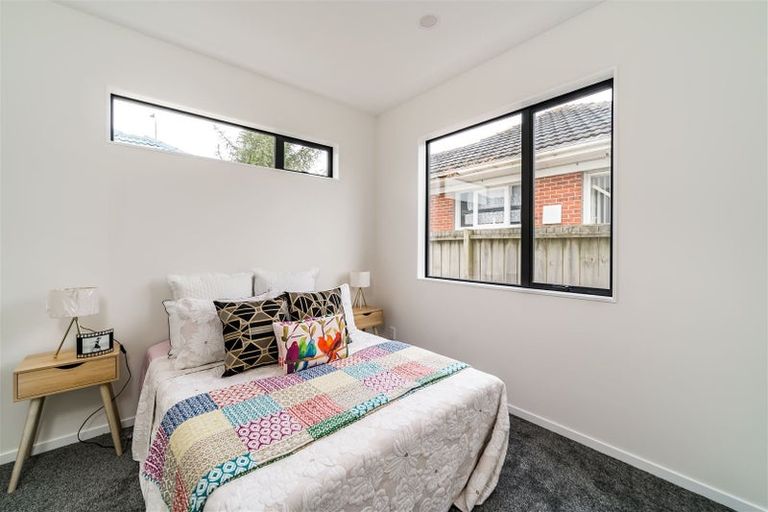 Photo of property in 718b Massey Road, Mangere, Auckland, 2022