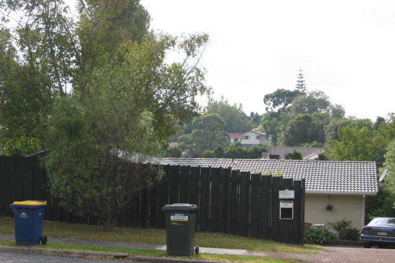 Photo of property in 138 Stapleford Crescent, Browns Bay, Auckland, 0630