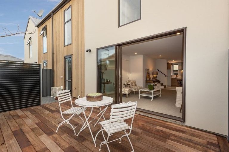 Photo of property in 2/555 Manchester Street, St Albans, Christchurch, 8014