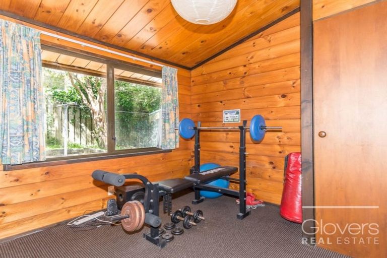 Photo of property in 1/2 Malam Street, Glen Eden, Auckland, 0602