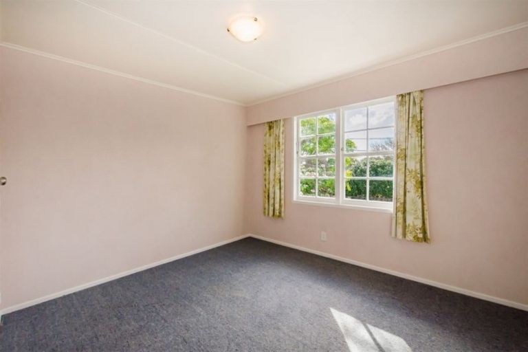 Photo of property in 40 Moana Road, Paraparaumu, 5032