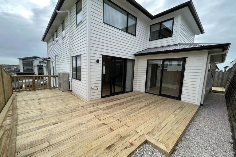 Photo of property in 12 Cavalli Road, Long Bay, Auckland, 0630