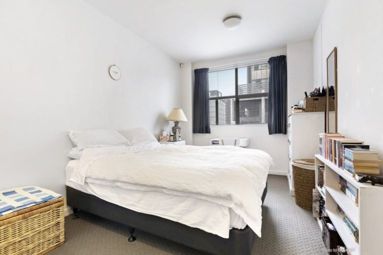 Photo of property in Budget Car Rental, 4/81 Ghuznee Street, Te Aro, Wellington, 6011