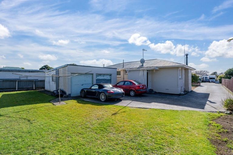 Photo of property in 17 Pine Crescent, Hargest, Invercargill, 9810