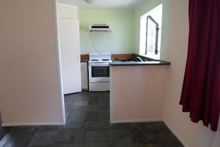 Photo of property in 24 Beaudine Avenue, Glenfield, Auckland, 0629