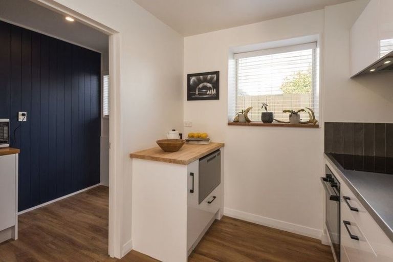 Photo of property in 2/270 Kilmore Street, Christchurch Central, Christchurch, 8011