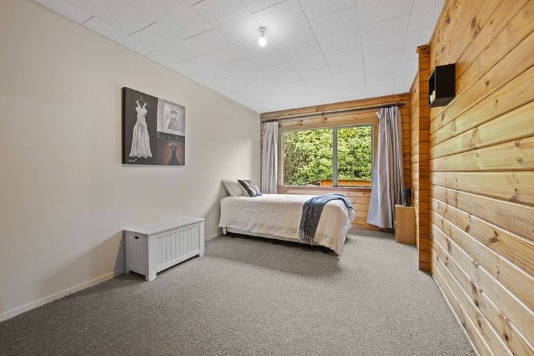 Photo of property in 280 Corbett Road, Paraite, New Plymouth, 4373