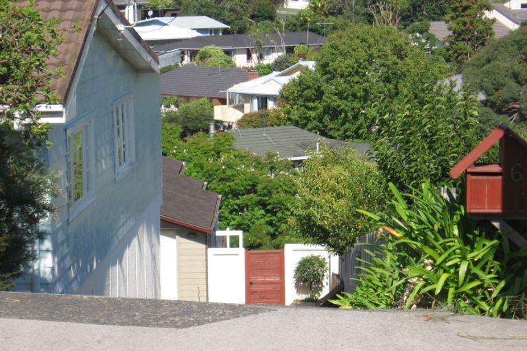 Photo of property in 6 Korotaha Terrace, Rothesay Bay, Auckland, 0630
