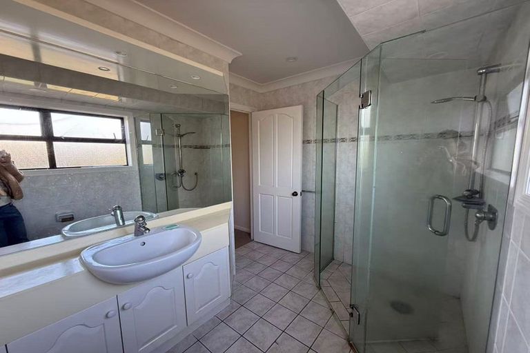 Photo of property in 322 Point View Drive, Dannemora, Auckland, 2016